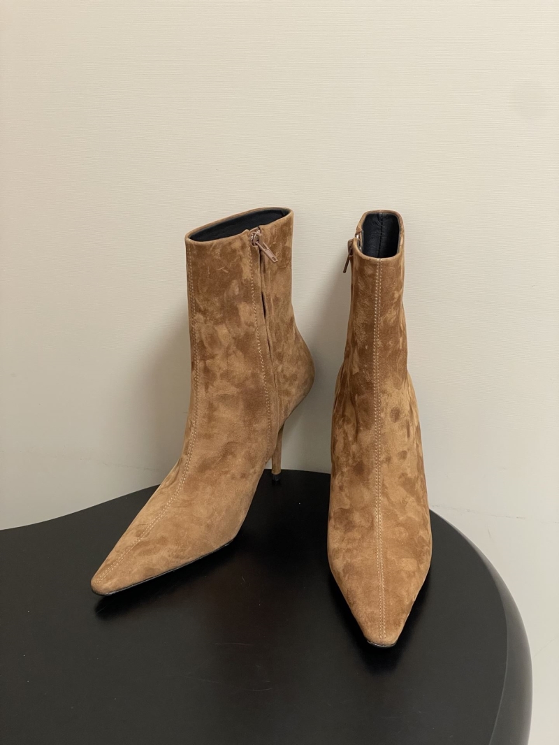 Y51 boots